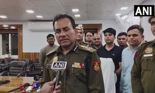 नवजात शिशु अपहरण मामला, पुलिस ने मेरठ एक्सप्रेसवे से आरोपी महिला को किया गिरफ्तार