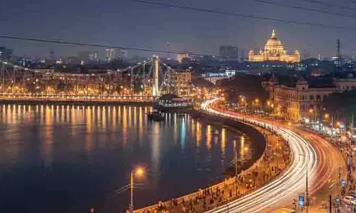 Kolkata नगर निगम ने शहर की सड़कों पर स्मार्ट लाइटिंग शुरू की
