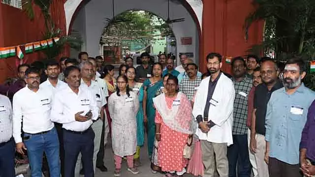 Tamil Nadu : सरकारी डॉक्टरों की हड़ताल Tamil Nadu : सरकारी डॉक्टरों की हड़ताल