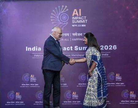 इंडिया AI इम्पैक्ट समिट में शामिल होने के लिए भारत पहुंचे एस्टोनिया के राष्ट्रपति अलर करिस इंडिया AI इम्पैक्ट समिट में शामिल होने के लिए भारत पहुंचे एस्टोनिया के राष्ट्रपति अलर करिस