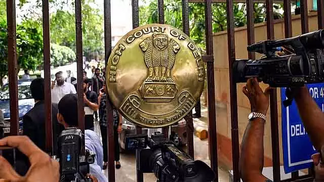 Delhi हाई कोर्ट ने मनी लॉन्ड्रिंग केस में SDPI प्रेसिडेंट को ज़मानत दी Delhi हाई कोर्ट ने मनी लॉन्ड्रिंग केस में SDPI प्रेसिडेंट को ज़मानत दी