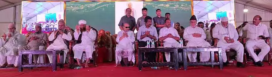 सामूहिक विवाह समाज के लिए आदर्श: UT Khadar सामूहिक विवाह समाज के लिए आदर्श: UT Khadar