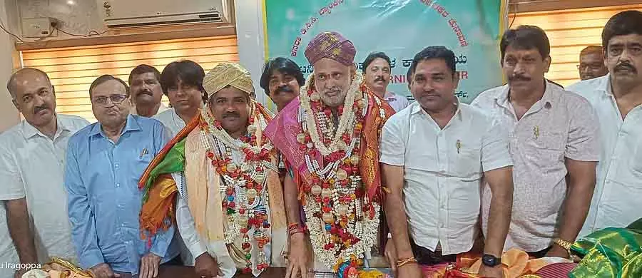 Sirsi : KDCC बैंक की कमान फिर से हेब्बार ने संभाली Sirsi : KDCC बैंक की कमान फिर से हेब्बार ने संभाली