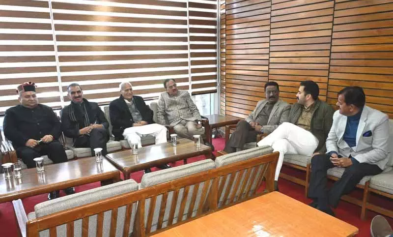 Himachal Assembly ने मेयर और डिप्टी मेयर के लिए 5 साल के कार्यकाल को मंजूरी दी Himachal Assembly ने मेयर और डिप्टी मेयर के लिए 5 साल के कार्यकाल को मंजूरी दी