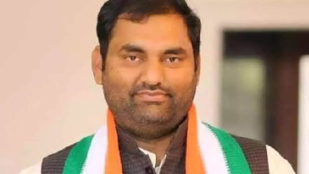 Telangana: कांग्रेस की जीत पर अनिरुद्ध खुश Telangana: कांग्रेस की जीत पर अनिरुद्ध खुश