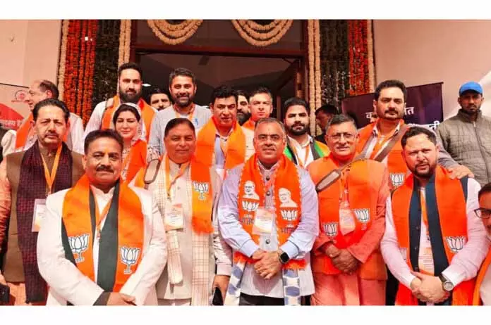 Tarun Chugh, सत शर्मा ने नॉर्थ ज़ोन वर्कशॉप में JK BJP को लीड किया Tarun Chugh, सत शर्मा ने नॉर्थ ज़ोन वर्कशॉप में JK BJP को लीड किया