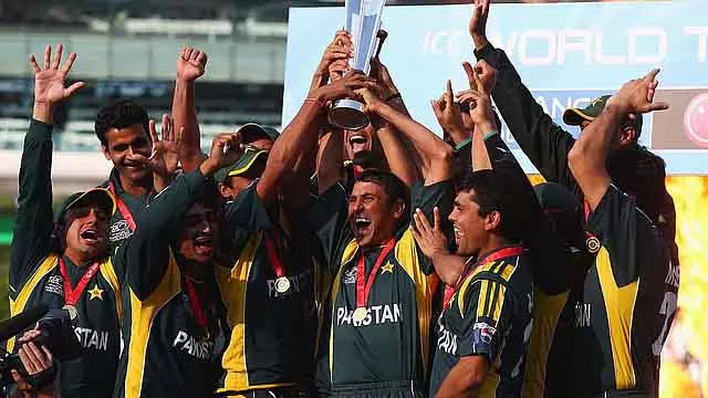 Pakistan ने क्रिकेट के घर में पहला T20 वर्ल्ड कप जीता Pakistan ने क्रिकेट के घर में पहला T20 वर्ल्ड कप जीता