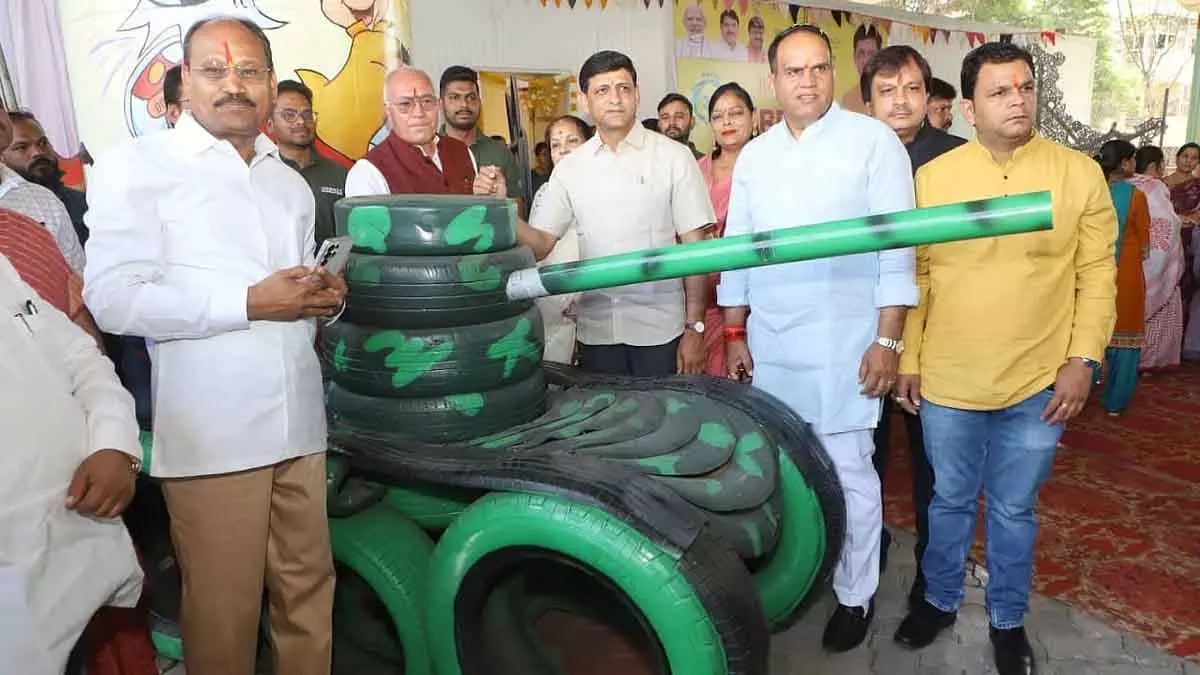 Indore : अब सबसे साफ़ शहर दूसरे शहरी निकायों की बेस्ट प्रैक्टिस अपनाएगा Indore : अब सबसे साफ़ शहर दूसरे शहरी निकायों की बेस्ट प्रैक्टिस अपनाएगा