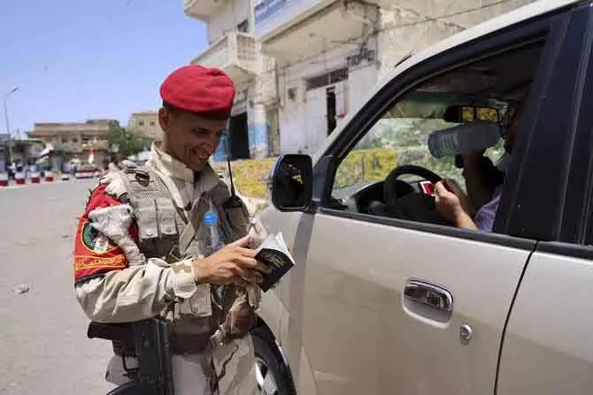 Yemen में हूथी वकीलों पर हमला, न्याय व्यवस्था पर सवाल Yemen में हूथी वकीलों पर हमला, न्याय व्यवस्था पर सवाल