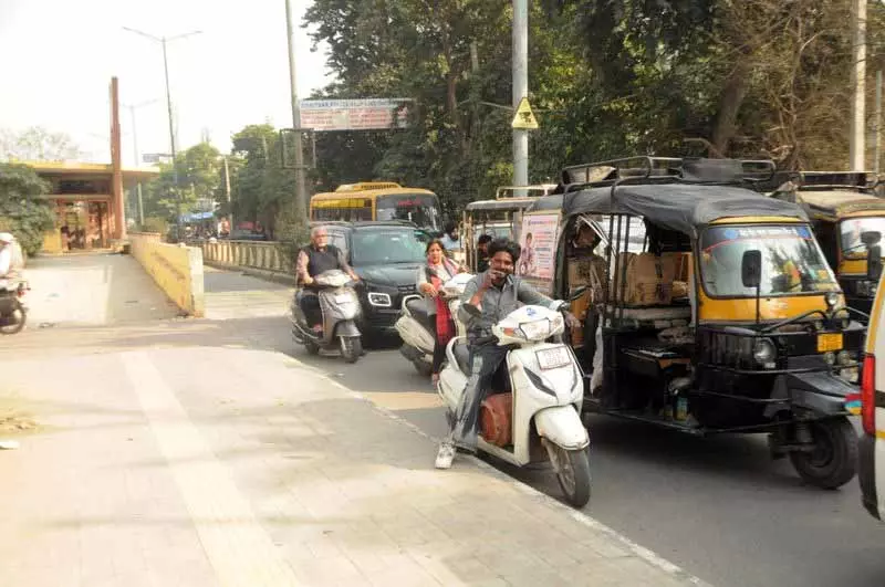 पूर्व MLA सुनील दत्ती ने CM भगवंत मान से ‘लगभग बंद’ BRTS के भविष्य पर फैसला लेने की अपील की पूर्व MLA सुनील दत्ती ने CM भगवंत मान से ‘लगभग बंद’ BRTS के भविष्य पर फैसला लेने की अपील की