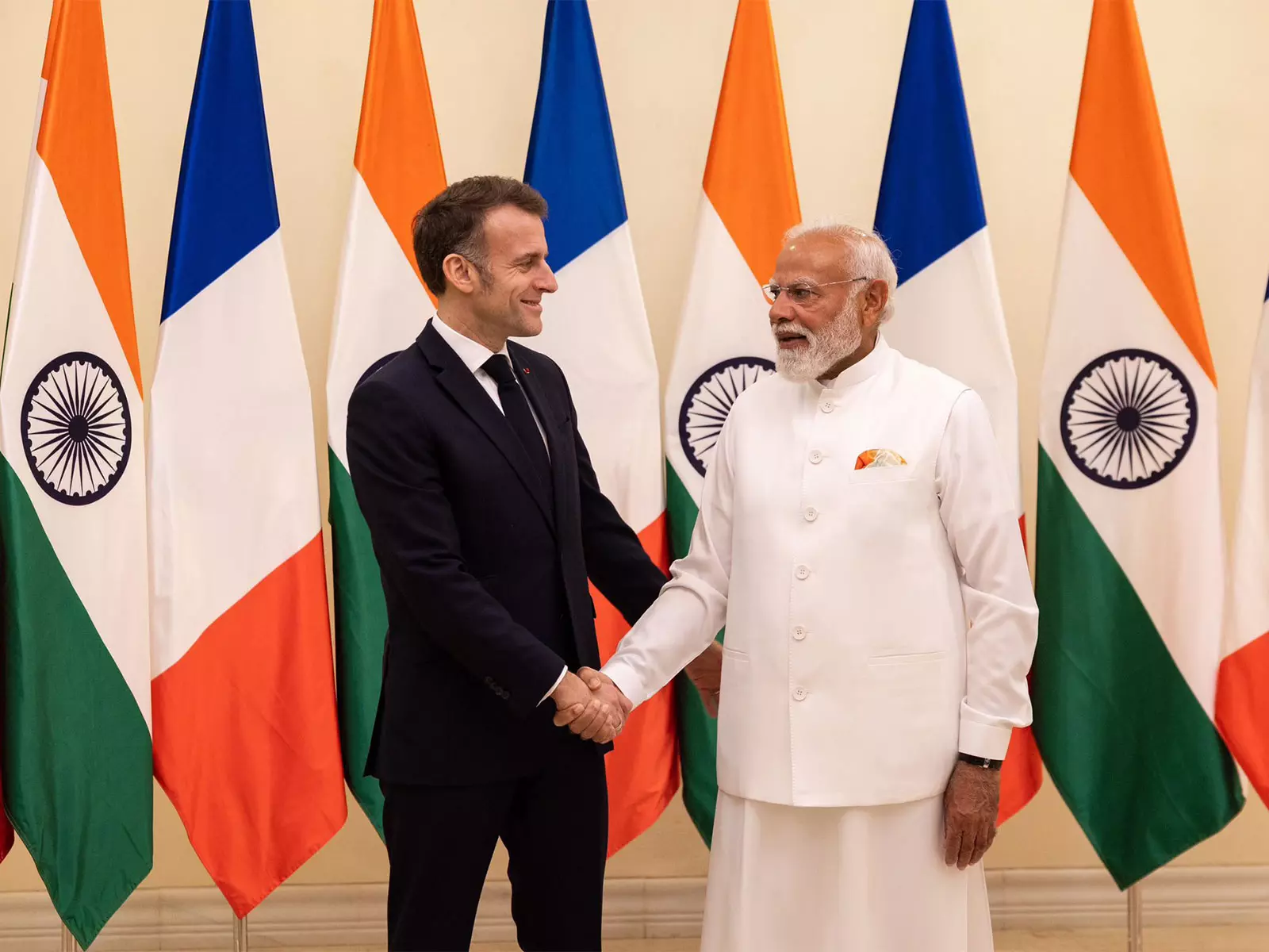 फ्रांस के President ने कहा कि भारत-फ्रांस संबंध विश्वास, खुलेपन और महत्वाकांक्षा पर आधारित फ्रांस के President ने कहा कि भारत-फ्रांस संबंध विश्वास, खुलेपन और महत्वाकांक्षा पर आधारित