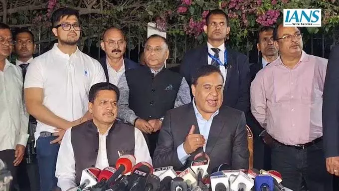 असम सीएम हिमंता बिस्वा शर्मा ने कांग्रेस पर साधा निशाना, कहा असम सीएम हिमंता बिस्वा शर्मा ने कांग्रेस पर साधा निशाना, कहा
