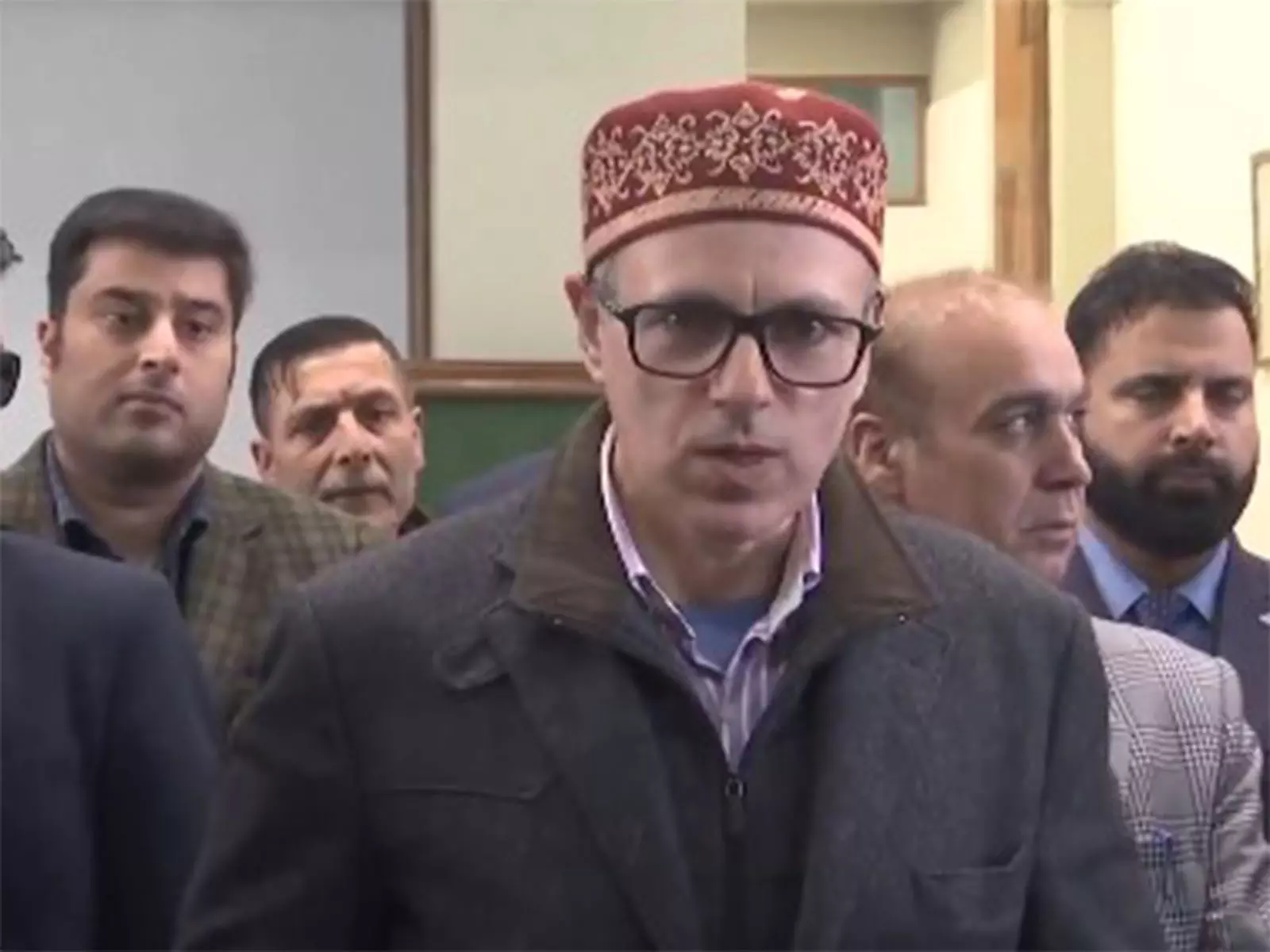 प्रक्रिया जारी है, ज्यादा इंतजार नहीं करना पड़ेगा: Omar Abdullah ने राज्य का दर्जा देने की मांग पर कहा प्रक्रिया जारी है, ज्यादा इंतजार नहीं करना पड़ेगा: Omar Abdullah ने राज्य का दर्जा देने की मांग पर कहा