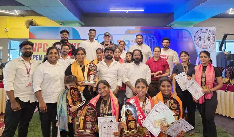 स्पोर्ट्स ब्रीफ: धरणी, तपस्या ने सम्मान जीता