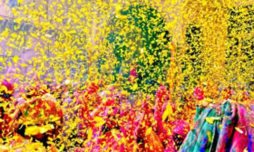 Phulvara Dooj 2026 :होली का जश्न फुलेरा दूज से क्यों शुरू होता है