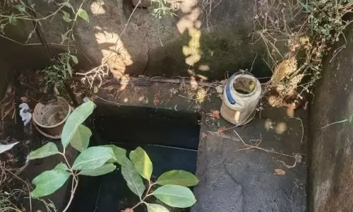 ब्लेड से गला रेता और कुएं में कूदा युवक, खौफनाक सुसाइड