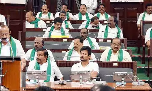 लाल तिपतिया घास की उत्पादन क्षमता में Tamil Nadu पहले स्थान पर है लाल तिपतिया घास की उत्पादन क्षमता में Tamil Nadu पहले स्थान पर है