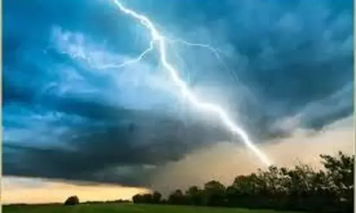 Haryana Alert: कई जिलों में गरज-चमक और बारिश का अलर्ट Haryana Alert: कई जिलों में गरज-चमक और बारिश का अलर्ट