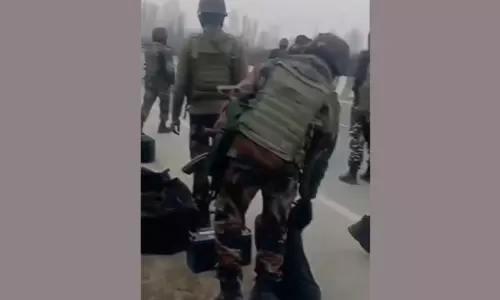 Jammu-Kashmier:  संदिग्ध वस्तु मिलने के बाद ट्रैफिक हुआ ठप