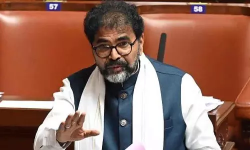 Karnataka सरकार ने कांग्रेस ऑफिस के लिए 31 प्लॉट गैरकानूनी तरीके से अलॉट किए: चलवाड़ी नारायणस्वामी