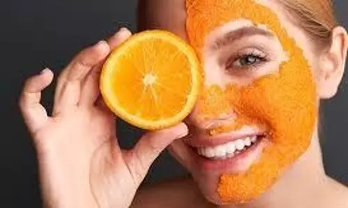 Orange Peel for Skin Care: ऑरेंज पील से पाएं नेचुरल ग्लो, जानिए स्किन के लिए इस्तेमाल करने के आसान तरीके Orange Peel for Skin Care: ऑरेंज पील से पाएं नेचुरल ग्लो, जानिए स्किन के लिए इस्तेमाल करने के आसान तरीके