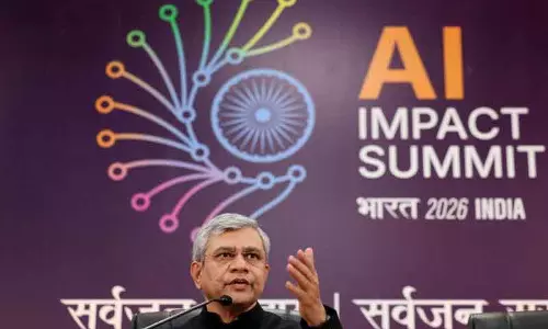 इंडिया AI समिट: वैष्णव ने हेल्थकेयर, एग्रीकल्चर और क्लाइमेट चेंज के लिए प्रैक्टिकल AI पर ज़ोर दिया इंडिया AI समिट: वैष्णव ने हेल्थकेयर, एग्रीकल्चर और क्लाइमेट चेंज के लिए प्रैक्टिकल AI पर ज़ोर दिया