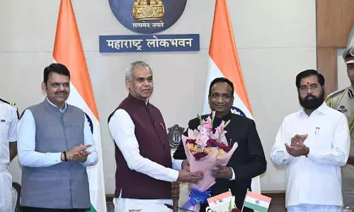 सीनियर IAS ऑफिसर ने महाराष्ट्र पब्लिक सर्विस कमीशन के चेयरमैन के तौर पर शपथ ली