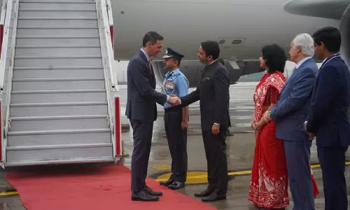 स्पेन, मॉरिशस, सेशेल्स के नेता AI इम्पैक्ट समिट में शामिल होने के लिए दिल्ली पहुंचे स्पेन, मॉरिशस, सेशेल्स के नेता AI इम्पैक्ट समिट में शामिल होने के लिए दिल्ली पहुंचे