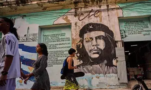 HAVANA क्यूबा के तेल संकट पर लैटिन अमेरिकी देशों की प्रतिक्रियाएँ