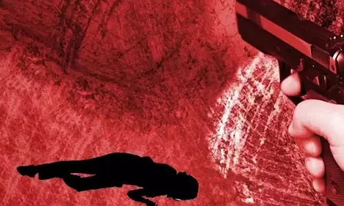 Etawah: इटावा में प्रेम प्रसंग ने लिया दर्दनाक मोड़