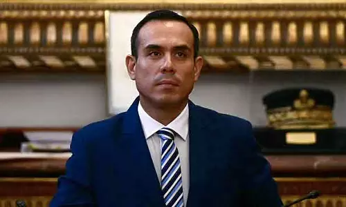 Peru के राष्ट्रपति को हटाए जाने की स्थिति: आगे क्या होगा?