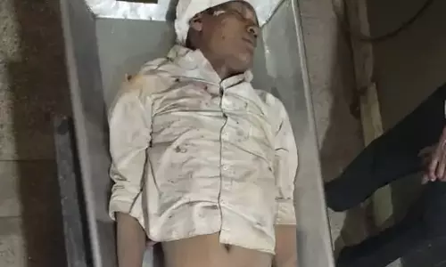 मजदूर की मौत, दुर्ग में हुआ सड़क हादसा मजदूर की मौत, दुर्ग में हुआ सड़क हादसा