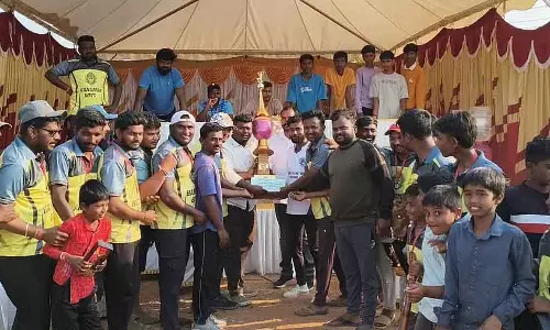 Indalwadi विलेज क्रिकेट टूर्नामेंट: बसावनपुर टीम की जीत Indalwadi विलेज क्रिकेट टूर्नामेंट: बसावनपुर टीम की जीत