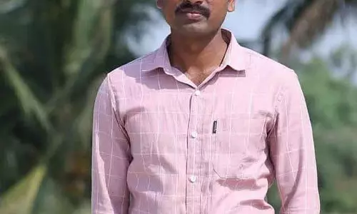 Chikkanayakanahalli : बिजली के खंभे से गिरने से लाइनमैन की मौत Chikkanayakanahalli : बिजली के खंभे से गिरने से लाइनमैन की मौत