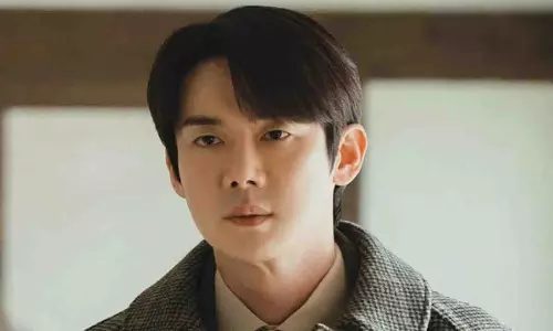 Jo Jung Suk ने वैरायटी शो में यू योन सियोक के छिपे हुए रिश्ते का संकेत दिया