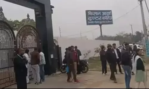 Lucknow: परीक्षा केंद्रों पर कड़ी सुरक्षा और निगरानी व्यवस्था