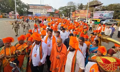 हिंदू धर्म की संस्कृति और सिद्धांत अनुकरणीय हैं: Manjunath Bharati Swamiji