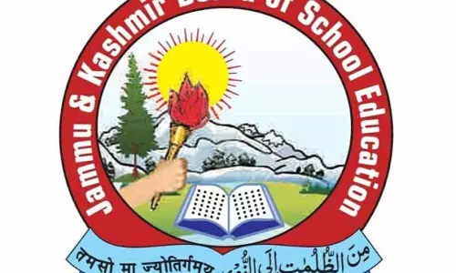 JAMMU: 10वीं क्लास के लिए 527 एग्जाम सेंटर्स पर 50,000 कैंडिडेट्स ने एग्जाम दिया JAMMU: 10वीं क्लास के लिए 527 एग्जाम सेंटर्स पर 50,000 कैंडिडेट्स ने एग्जाम दिया
