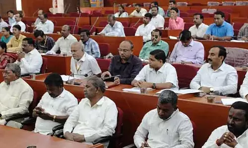 गारंटी योजना महोत्सव 20 फरवरी को बागलकोट में होगा: Shashidhar Kurera गारंटी योजना महोत्सव 20 फरवरी को बागलकोट में होगा: Shashidhar Kurera