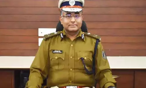 IPS अमरेश मिश्रा को कांग्रेस नेता के आरोप से मिली राहत, परिवाद निरस्त IPS अमरेश मिश्रा को कांग्रेस नेता के आरोप से मिली राहत, परिवाद निरस्त