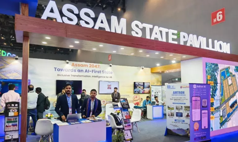 Assam के आखोर AI ने ग्लोबल समिट में दुनिया का पहला असमिया स्पीच-टू-टेक्स्ट टूल दिखाया