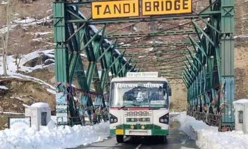 Kullu-Keylong बस सेवा 24 दिन बाद फिर से शुरू