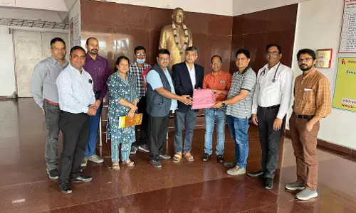 IMA रायगढ़ ने मेडिकल कॉलेज अस्पताल को 100 बेडशीट प्रदान की IMA रायगढ़ ने मेडिकल कॉलेज अस्पताल को 100 बेडशीट प्रदान की