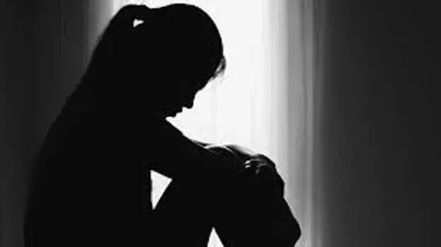 Kerala: 16 साल की रेप सर्वाइवर वायनाड में फांसी पर लटकी मिली Kerala: 16 साल की रेप सर्वाइवर वायनाड में फांसी पर लटकी मिली