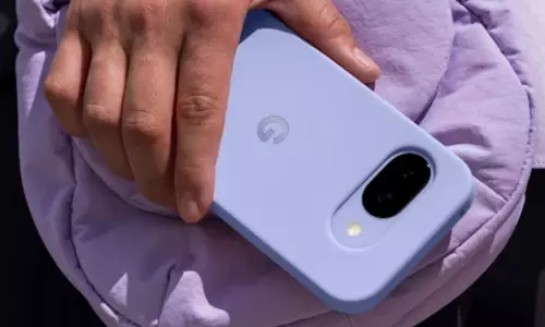 Google Pixel 10a प्री-ऑर्डर शुरू, 48MP कैमरा, 5100mAh बैटरी वाले फोन का जल्द लॉन्च Google Pixel 10a प्री-ऑर्डर शुरू, 48MP कैमरा, 5100mAh बैटरी वाले फोन का जल्द लॉन्च