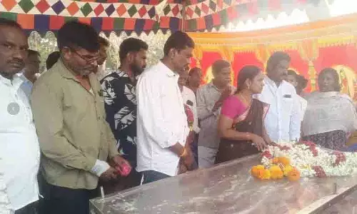 नगर निगम के कॉन्ट्रैक्ट कर्मचारी की heart attack से मौत