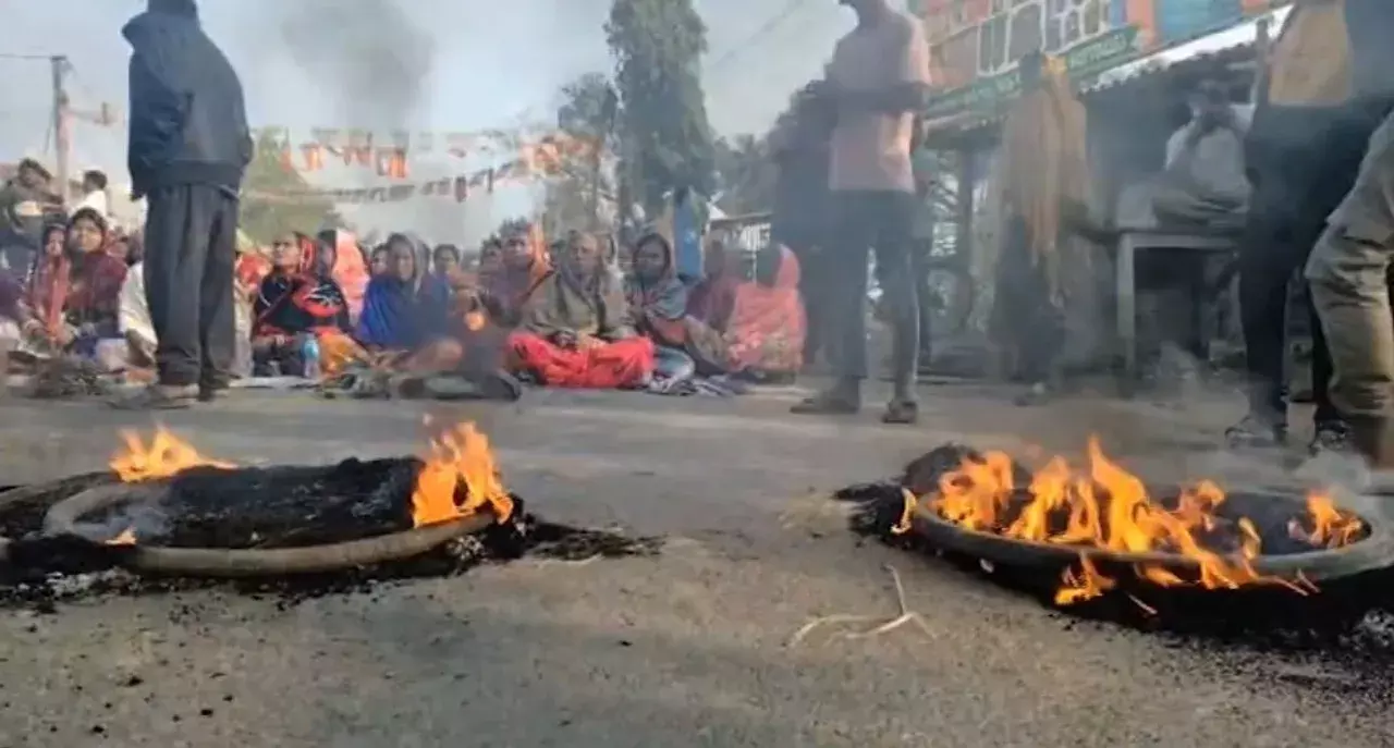 Deogarh में जलाशय में हाथी का बच्चा मृत मिला Deogarh में जलाशय में हाथी का बच्चा मृत मिला