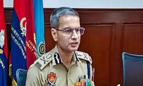 आप सरपंच हत्याकांड: पंजाब के डीजीपी ने डीएसपी, एसएचओ को किया निलंबित आप सरपंच हत्याकांड: पंजाब के डीजीपी ने डीएसपी, एसएचओ को किया निलंबित