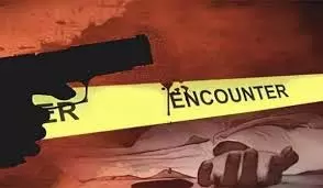 Ballia encounter: एनकाउंटर में शातिर बदमाश गिरफ्तार Ballia encounter: एनकाउंटर में शातिर बदमाश गिरफ्तार
