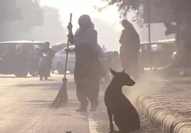 Tamil Nadu : सफाई कर्मचारियों के लिए 30,000 घर Tamil Nadu : सफाई कर्मचारियों के लिए 30,000 घर